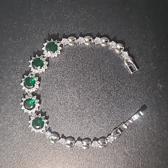 Rainbow Emerald Cut Rectangle Multi-Color Baroque Crystals Bead Bracelet - Picture 1 of 3